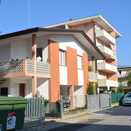 Apartamento Pina E Carletto Bibione Exterior foto